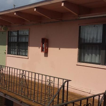 Helen Apartments & Motel West Palm Beach Extérieur photo
