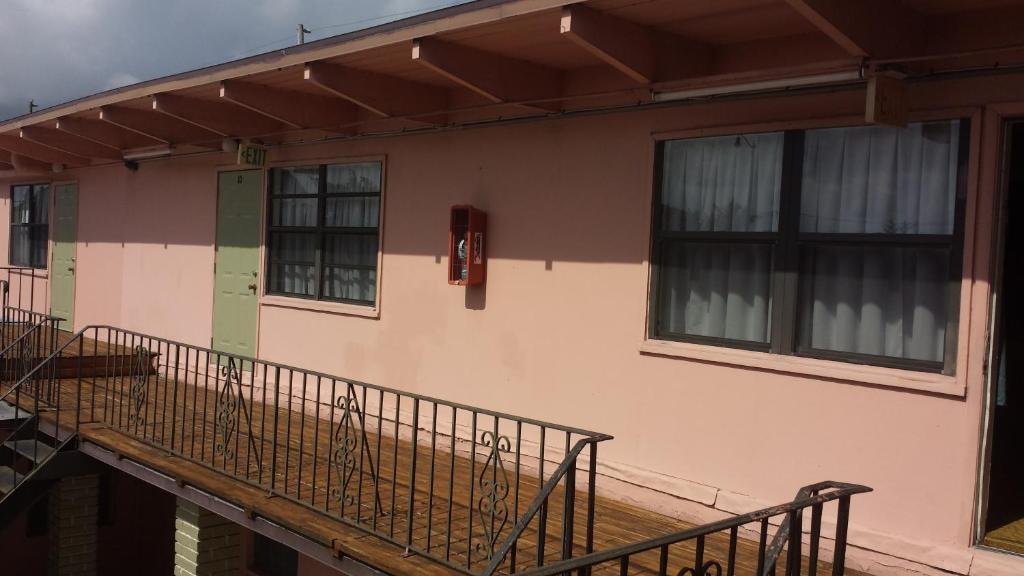 Helen Apartments & Motel West Palm Beach Extérieur photo